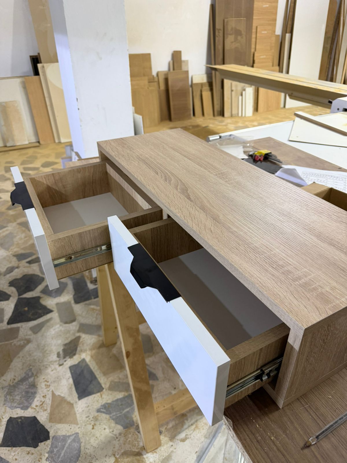 Coiffeuse de maquillage avec deux tiroirs – Arthurbois